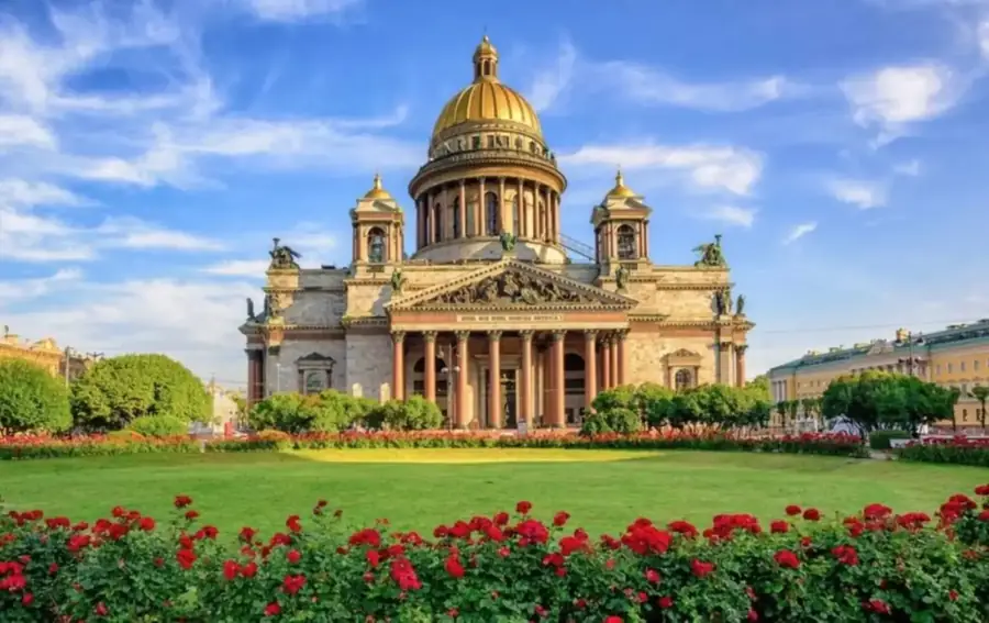 Nga: St. Petersburg – Moscow